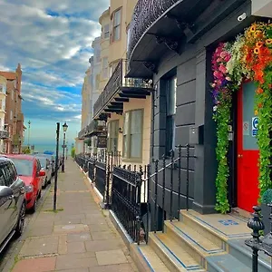 Black Kemptown Hotel